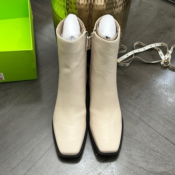 SAM EDELMAN Women's Winnie Block-Heel Booties - Picture 4 of 11